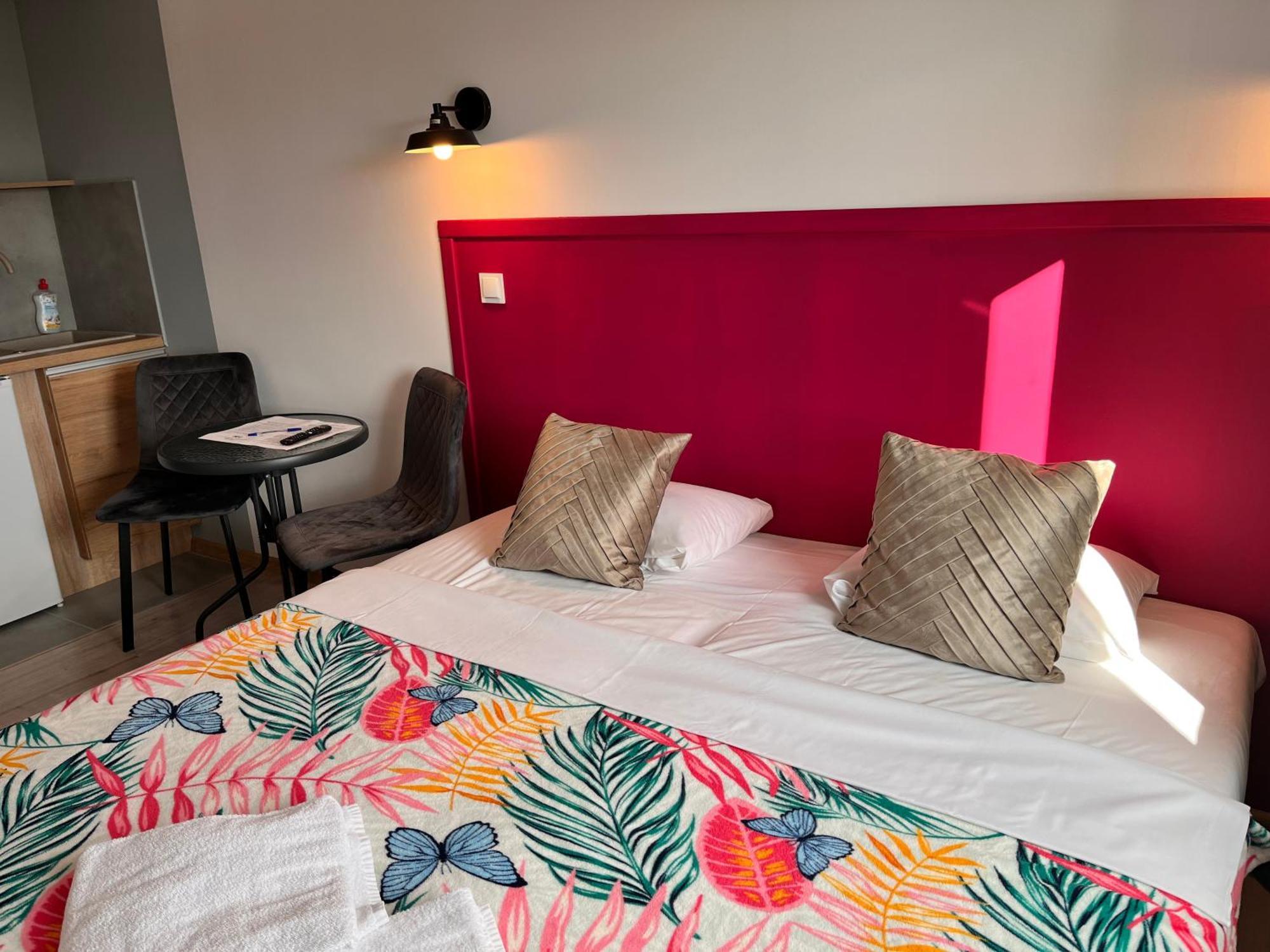 3 Budget Stay Apartments Zgorzelec Exterior photo