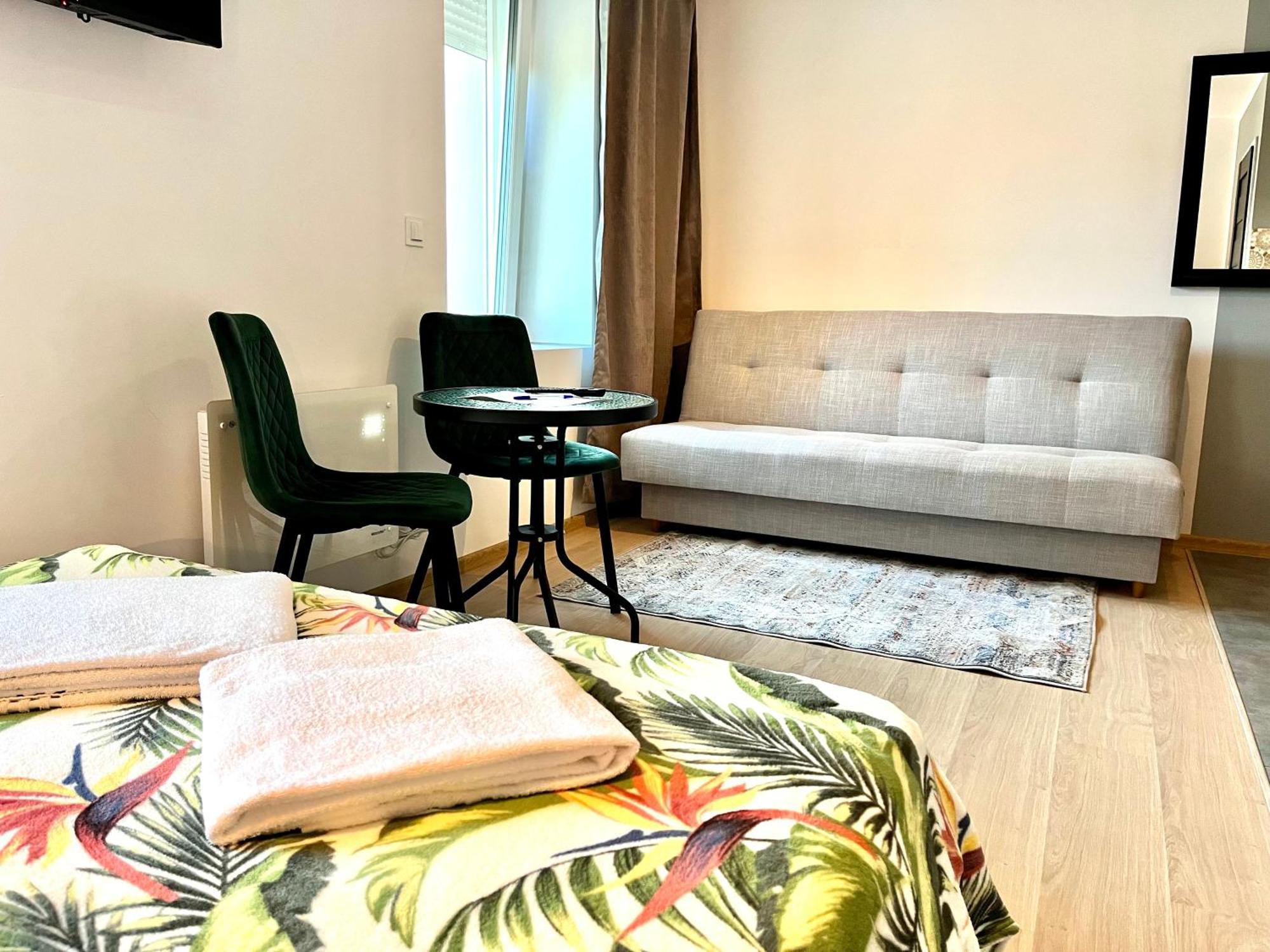 3 Budget Stay Apartments Zgorzelec Exterior photo